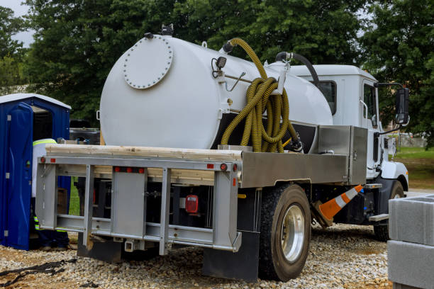 Best Luxury portable toilet rental  in West Simsbury, CT